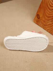 Pantuflas de mujer de peluche rosa con punta abierta, lazo de satén de unicolor, suaves y esponjosas, antideslizantes y cálidas, para uso diario en el dormitorio y el hogar - Blanco - Ver 7