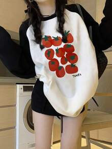 Women's Loose Fit Fashionable Versatile Letter & Tomato Print Raglan Contrast Color Long Sleeve T-Shirt Casual - Black and White - View 4
