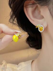 1 Pasang Anting Tusuk Lemon Enamel Kaca Modis Cocok untuk Acara Santai Wanita - Kuning - View 2