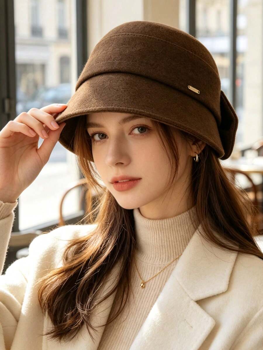 1件女款春夏秋冬法式復古深棕色純羊毛蝴蝶結水桶帽,優雅短帽簷盆帽,附金屬Logo,百搭通勤穿搭帽,適合拍照、旅行與日常使用 - 漁夫帽 - 查看 1