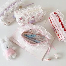 Ins韓系可愛兔子與草莓印花熊蕾絲飾邊化妝包 文具收納袋 便攜式女款化妝包 - 彩色 - 查看 10
