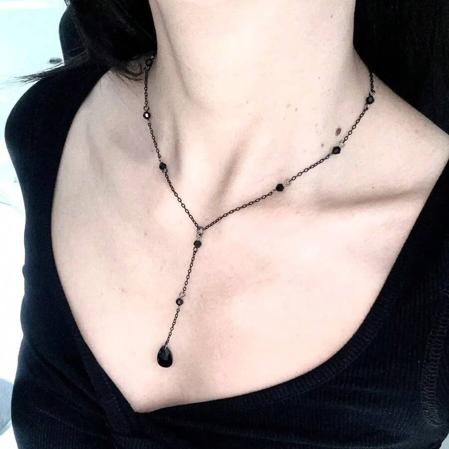 1pc Gothic Style Black Water Drop Y-Shaped Necklace, Gothic Decadent Adjustable Lasso Necklace, Black Crystal Beaded Collarbone Chain, Women's Y2K Dark Style Jewelry, Suitable For Daily Wear, Party, Date, Halloween And Gothic Theme Events, Perfect Birthday And Valentine's Day Gift - Black - View 1
