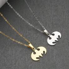 Warner Bros 1pc Stainless Steel Bat Pendant Necklace, Exquisite Superhero Pendant Choker, Minimalist Daily Wear Accessory, Halloween Cosplay Party Accessory, Unisex (Random Style) - Multicolor - View 6