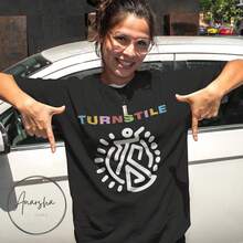 T-Shirt - Band Tee With Graphic Printcrew Neck Tee,Women Casual Tees,Unisex Band Tee - 黑色 - 查看 3
