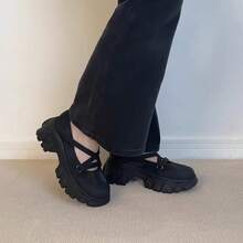 Retro Round-Toe Mary Jane Shoes, Thick Platform Sole, Versatile, Criss-Cross Straps, Soft Leather, Ballerina Style, Small Leather Shoes - Black - View 2