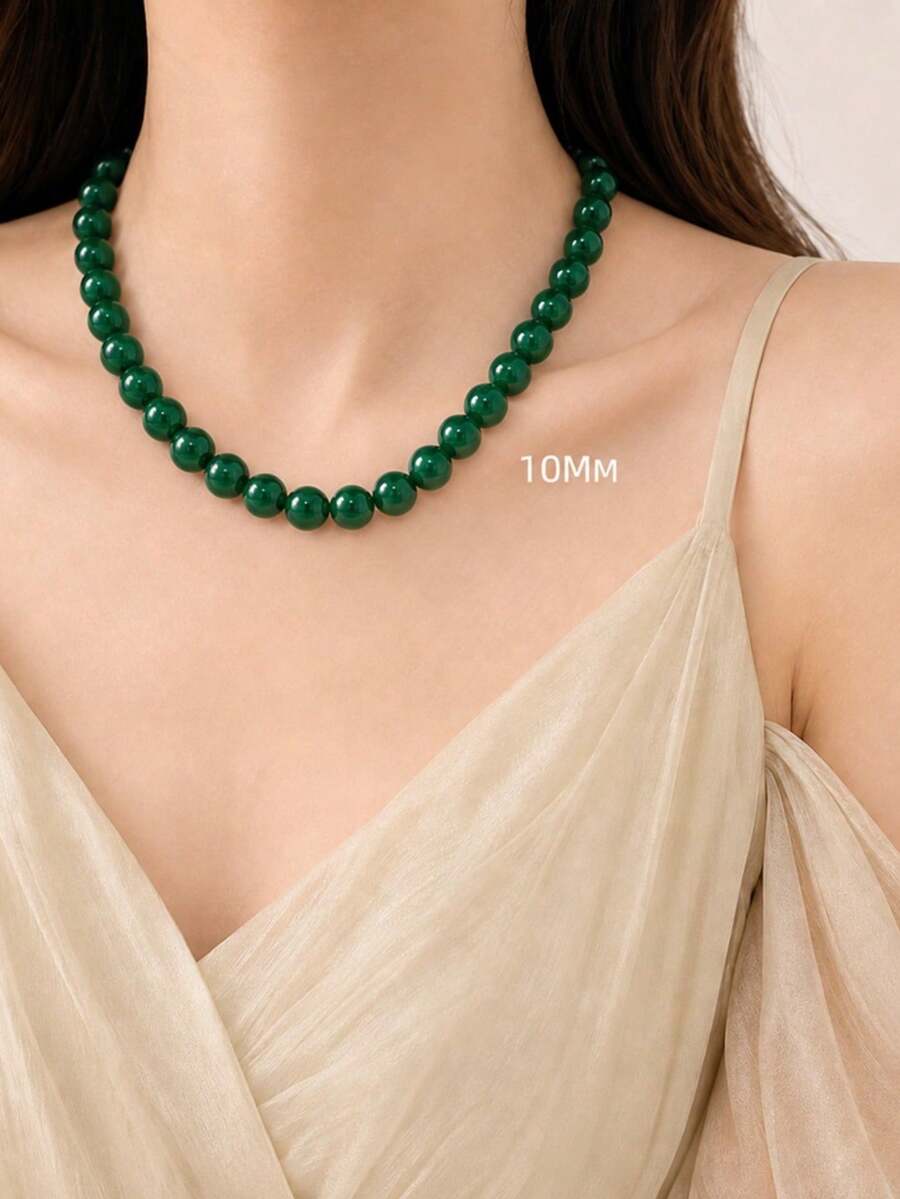 1pc Minimalist Vintage Skin-Flattering Green Beaded Necklace, Elegant Collarbone Chain, Niche Neck Chain, Versatile Styling, Suitable For Women's Daily Wear Or Vacation - Beaded Necklace - View 1