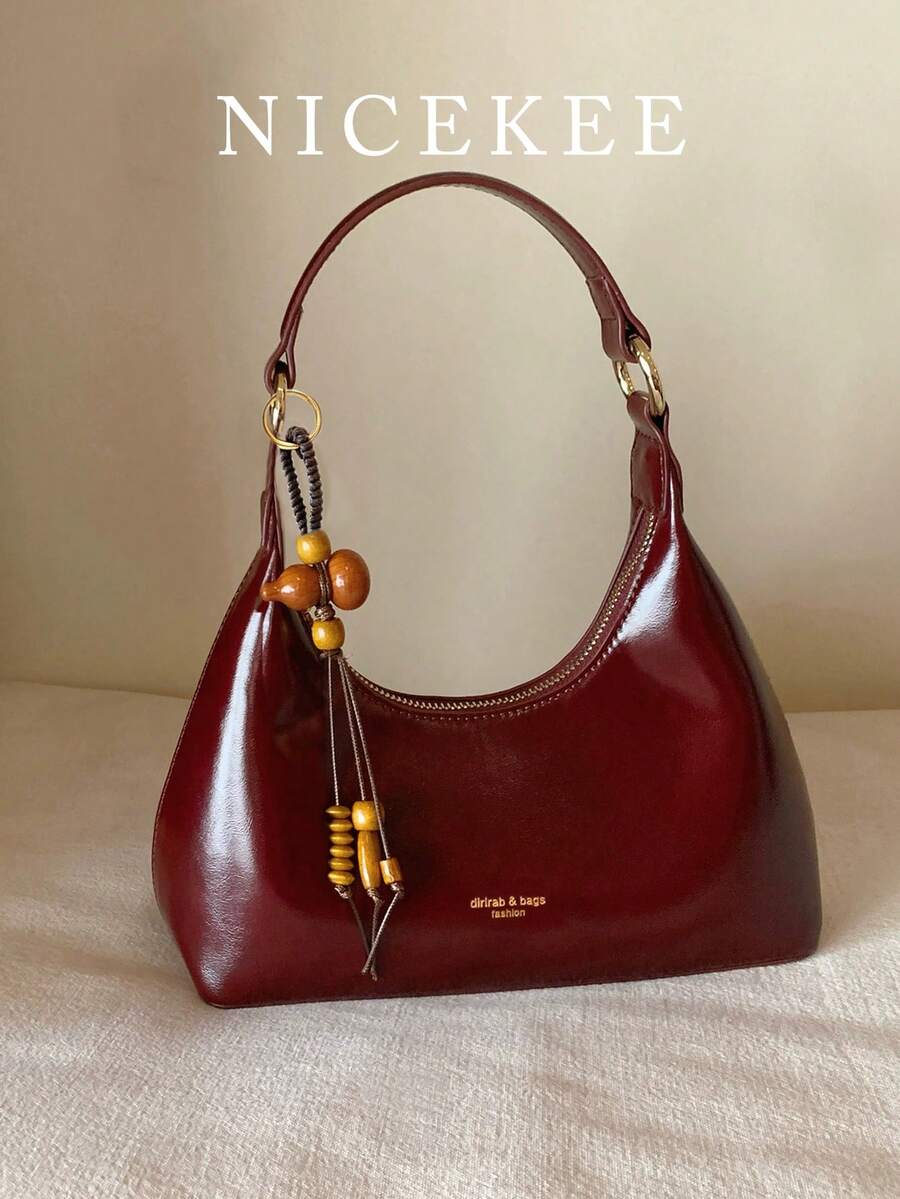 Elegant Retro Exquisite Gentle Atmosphere Crescent Bag With Gourd Pendant Design, Simple And Stylish, Personalized And Niche Design Sense Shoulder Bag