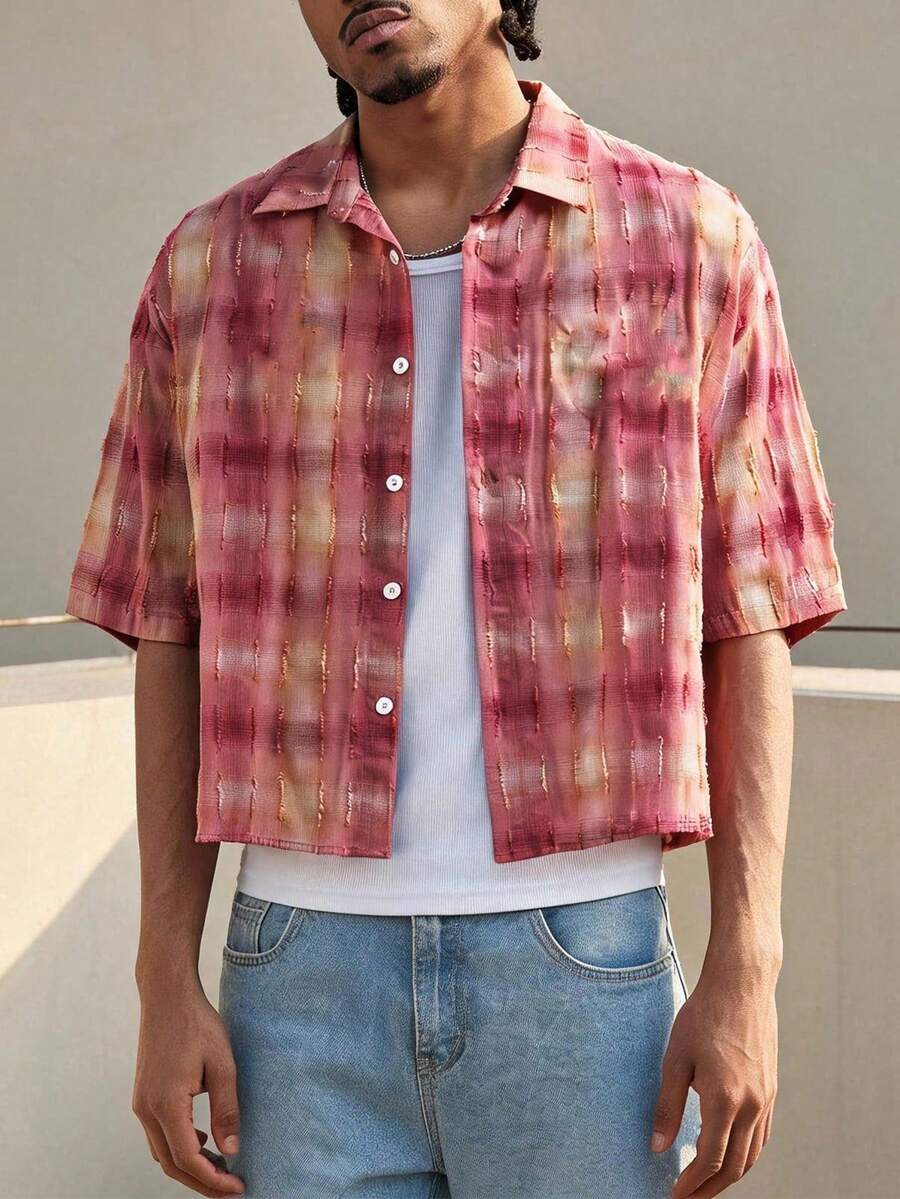 Men's Pink Plaid Drop Shoulder Cropped Shirt, Casual Loose Short Sleeve Textured Button Up Shirt With Chest Pocket - Red - View 1