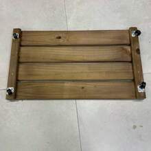 SUPORTE GRANDE PARA VASOS COM RODÍZIOS – 70 x 40 CM ou para botijão, Deck Madeira autoclave Anti Cupim, pode ficar 100% externo - TAMANHO GRANDE - Visão 6