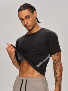 MASKERT Men's Athletic Fitted T-Shirt, Perfect For Running, Fitness, Hiking, Road Cycling, Outdoor Exploration And Training - Black - View 4