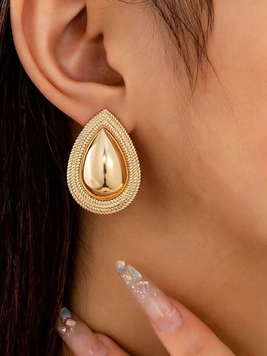 1 Pair Glamorous Fashion Exaggerated Creative Design Metal Geometric Oval Drum Surface Women's Daily Wear Stud Earrings Jewelry - Yellow Gold - View 1