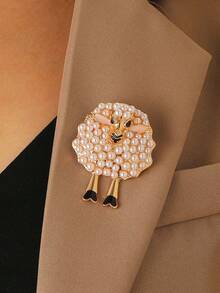 1pc Exquisite Sheep-Shaped Faux Pearl Brooch - Elegant Rhinestone Inlaid Fashion Accessory Suitable For Scarves, Sweaters, Dresses And Coats - Perfect Decoration For Any Occasion - White - View 3