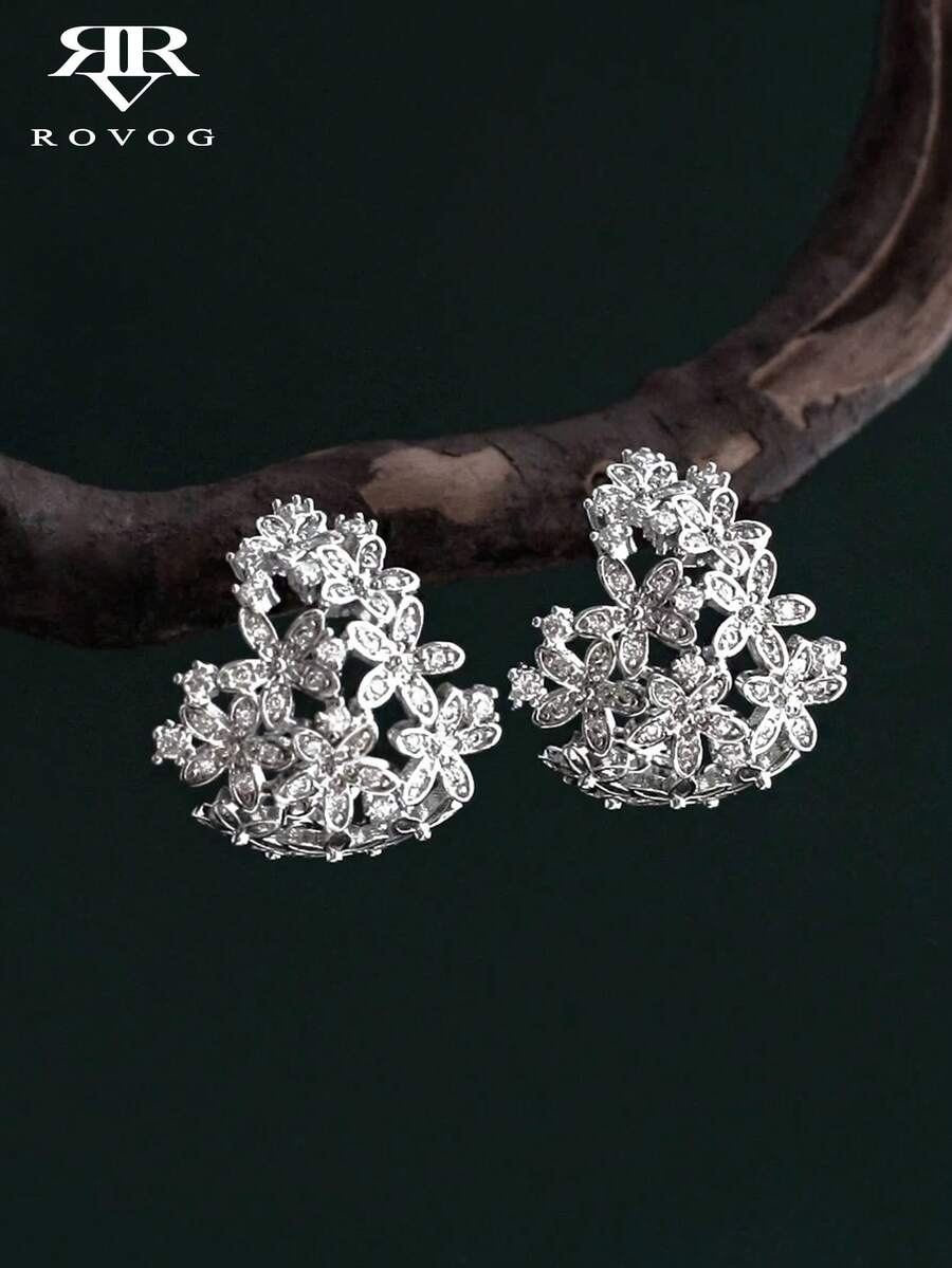 1 Pair Fashion Cubic Zirconia Flower Copper Hoop Earrings Suitable For Women's Daily Wear And Gatherings