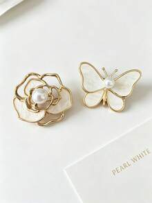 1pc Hollow High-End Floral Brooch, Korean Style Camellia And Pearl Butterfly Brooch Pin, Suitable For Women's Daily Wear Decoration - Multicolor - View 4