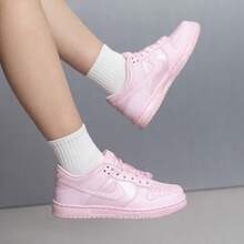 Nike 大童 DUNK 透氣經典休閒防滑耐穿低筒滑板鞋 - 粉色 - 查看 7