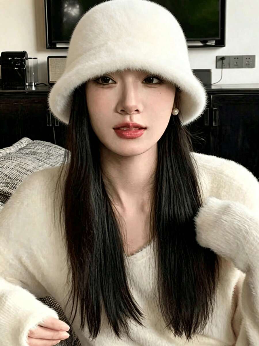 1件女款人造兔毛可調節水桶帽,修飾臉型,保暖百搭,大頭圍,白色素色毛絨,秋冬款 - 絨毛 - 查看 1