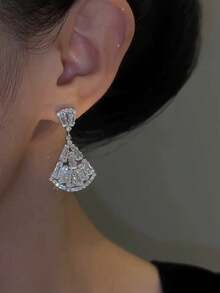 1 Pair Luxury Fashion Glass Fan-Shaped Earrings Suitable For Women's Party And Ball - Silver - View 6
