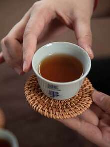 1pc/6pcs Handmade Woven Rattan Placemats, Japanese Minimalist Brown Round Heat-Resistant Anti-Scald Cup Coasters Placemats Suitable For Dining Table, Coffee Table, Home Essentials - Brown - View 10