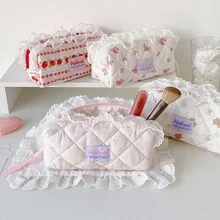 Ins韓系可愛兔子與草莓印花熊蕾絲飾邊化妝包 文具收納袋 便攜式女款化妝包 - 彩色 - 查看 5