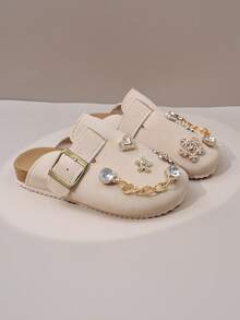 1 Pair Girls' Beige Faux Rhinestone + Heart Flower + Metal Chain Decor Non-Slip Wear-Resistant Soft Sole Closed-Toe Low-Top Buckle Flat Retro Casual Mule Shoes Spring/Summer School / Home / Outdoor Versatile - Beige - View 4