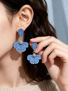 1 Pair Of Fashionable Personalities Exquisite And Sweet Flower Earrings Suitable For Women's Daily Commuting ﻿ ﻿ - Gold - View 4