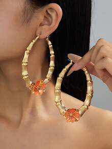 1 Paar elegante Damen-Creolen im Boho-Stil für den Sommerurlaub, oval, mit Bambusknoten, Emaille, handgefertigt, Tropfenöl-Optik, orangefarbene Blume - Orange - Übersicht 3