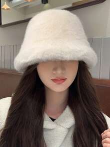 1件女款人造兔毛可調節水桶帽，修飾臉型，保暖百搭，大頭圍，白色素色毛絨，秋冬款 - 絨毛 - 查看 3