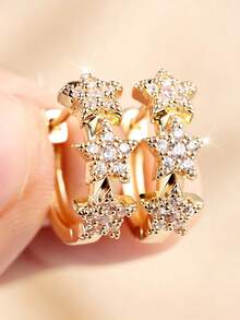 1 Elegant And Delicate Triple Five-Pointed Star Design Women's Earrings-Earrings With A Dreamy, Starlit Vibe, Perfect For Everyday Wear - Yellow Gold - View 7