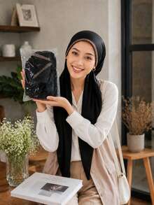 1PC Women's Convenient Headscarf Hat, Solid Color Rhinestone Satin Elastic Headscarf, Easy To Wear - Black - View 2