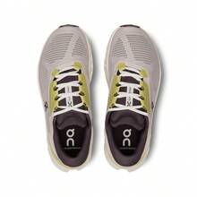 On Running Women Running Shoes - 珍珠色/象牙色 - 查看 3
