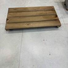 SUPORTE GRANDE PARA VASOS COM RODÍZIOS – 70 x 40 CM ou para botijão, Deck Madeira autoclave Anti Cupim, pode ficar 100% externo - TAMANHO GRANDE - Visão 7