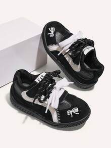 Bow Embroidery Kids' Sports Shoes, Colorblock Dual Laces & Hook And Loop Casual Training Sneakers - Black - View 1