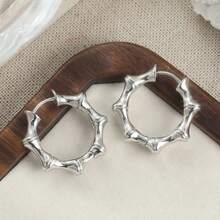 Gradient Bamboo Pattern Eternal Circle Silver Hoop Earrings, Lightweight Luxury Elegant Women's Accessory, Essential For Summer Beach, Seaside Vacation, Bridal Styling, Suitable For Vacation, Wedding, Daily Wear - Silver - View 6