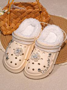 HOEASE Sandal Rumah Musim Dingin Anak Perempuan dengan Lapisan Bulu Halus, Sol Lembut EVA, Desain Slip-On, Dekorasi Berlian Imitasi, Hadiah Ideal untuk Halloween, Natal - Krem - View 1