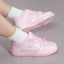 Nike 大童 DUNK 透氣經典休閒防滑耐穿低筒滑板鞋 - 粉色 - 查看 6