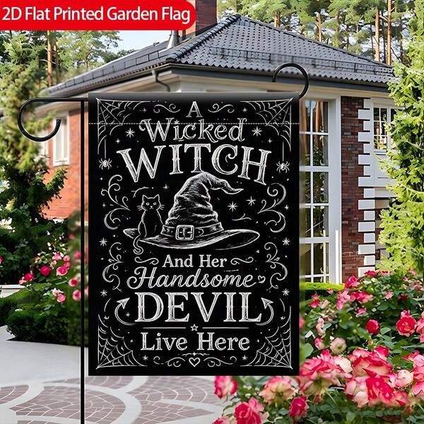 Drapeau de jardin plat 2D 1 pièce, Drapeau de jardin double face << Witch And Demon Live Here », Décoration de cour extérieure en polyester durable, Convient pour la décoration de cour et de patio, Décoration de scène, Arrangement de célébration, Décoration de maison et de scène, 12x18 pouces. Mât de drapeau non inclus Drapeau imprimé plat 2D