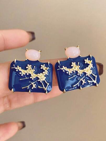 1 par de pendientes de botón cuadrados con diseño floral geométrico azul, pendientes vintage casuales elegantes y versátiles para vacaciones para mujeres