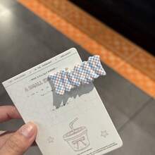 2/4pcs Macaron Plaid Wavy Alligator Hair Clips, Glossy Iridescent Striped Asymmetrical Square Side Bang Clips, Spring Fresh Girl Dopamine Hair Accessories For Fixing Loose Strands, Gentle Atmosphere, Suitable For Campus Students Daily Commute, Spring/Summer Floral Dress Outfit, Outdoor Picnic Photography - Multicolor - View 7