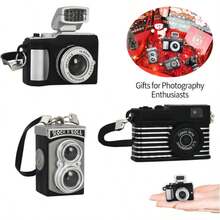 1pc Mini Vintage DSLR Camera Model Keychain, Home Decor, Photography Enthusiast Collectible, Nostalgic Display Ornament, DSLR Camera Prop, Vintage Camera Model Mini Decorative Accessory, Photography Prop - Multicolor - View 1