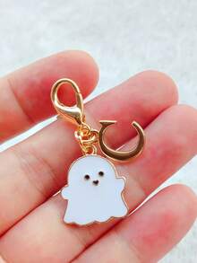 1PC Zinc Alloy Ghost Pendant And Letter Marked Keychain Charm, Bag, Backpack, Wallet, File Bag, Car Key Accessory Pendant, Holiday Party Gift, Birthday Gift, Mother's Day/Father's Day Gift, Back To School/Graduation Season Gift, Halloween Gift, Creative Handmade Keychain - Multicolor - View 8