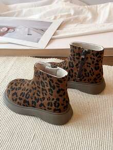 1 Pair Kids' Maillard Leopard Print Short Chelsea Boots With Inner Zipper Easy On/Off, Casual Boots To Pair With Denim Jacket - Brown - View 5