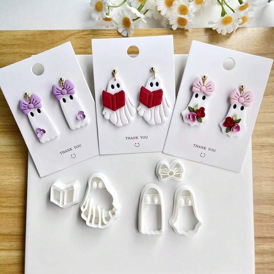 2/3pcs Creative Halloween Ghost Clay Cutters, Autumn Halloween Series Pattern Clay Molds, Perfect For Handmade Halloween Jewelry Making, Delicate And Exquisite Ghost Pattern With Bow - White - View 1