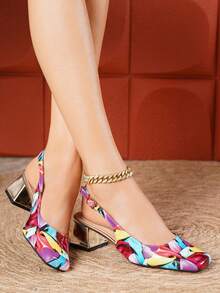 2026 New Women's Retro Color Block Graffiti Print Square Toe Slingback Sandals, Comfortable Metal 4.5cm Chunky Heel Closed Toe Sandals, European And American Style Party Date Versatile Fashion Shoes - Multicolor - View 2