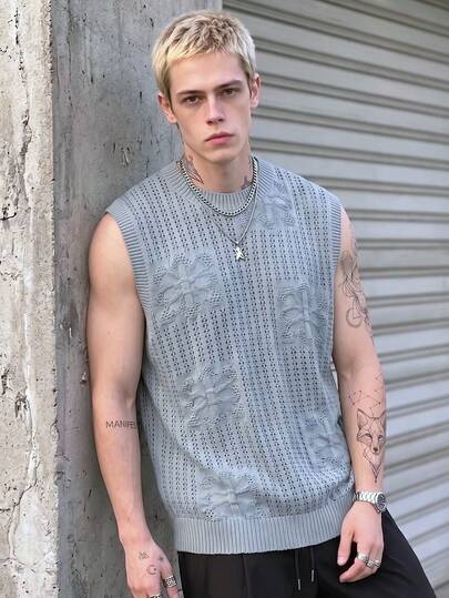BLACKTOEXIT Men's Knitted Vest Round Neck Sleeveless Fitted Loose American Vintage Style Hollow Vertical Stripe 3D Cross Jacquard Knit Vest Spring Summer Knit Top