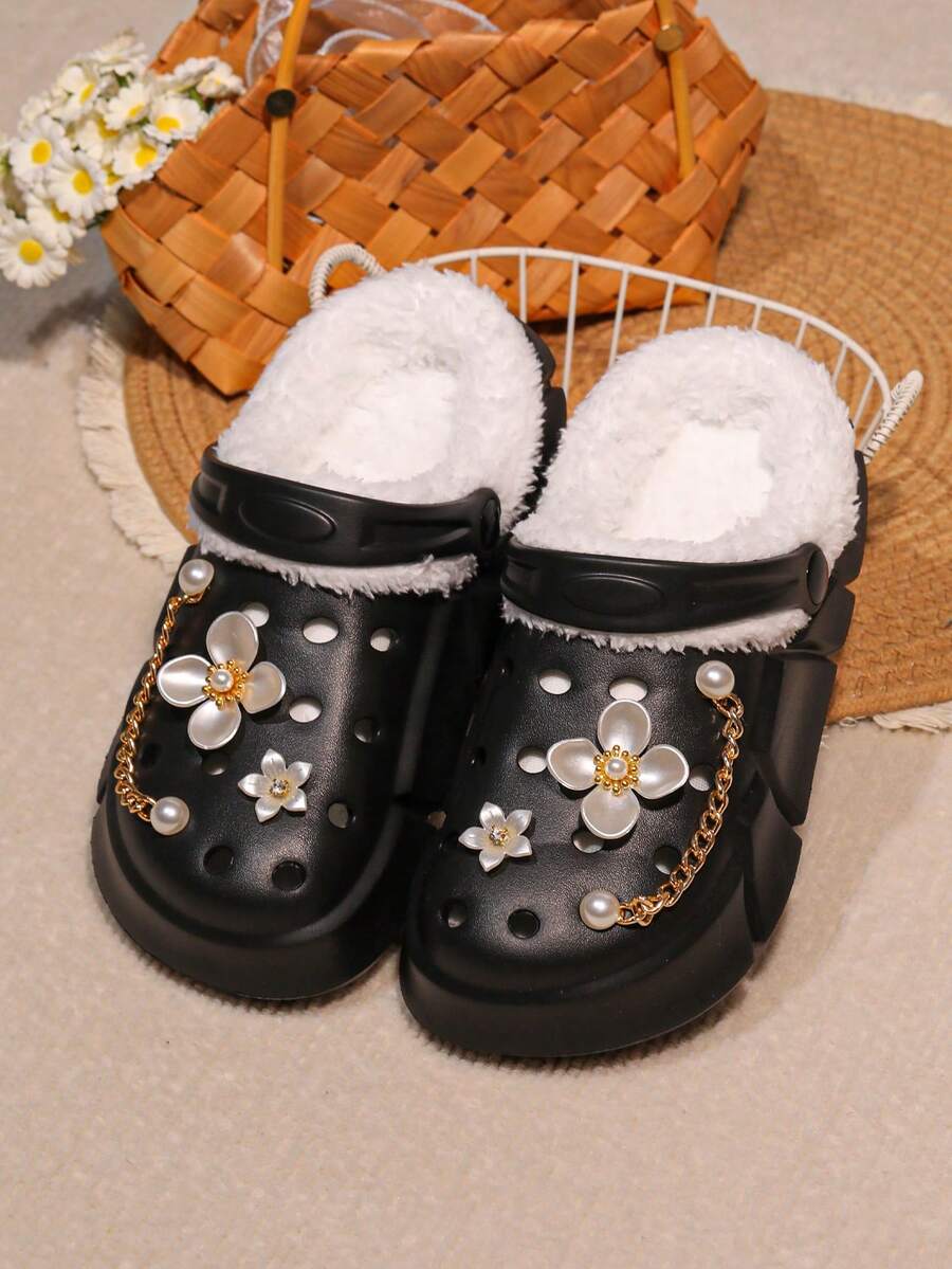 HOEASE Girl's Winter Plush Lining Garden Clogs, EVA Soft Sole Comfortable House Slipper With Slip-On Design, Ideal Gift For Halloween And Christmas - Black - View 1