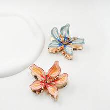 Summer Beach Vintage Gradient Lily Hair Claw, Oil-Drip Enamel Petal Exquisite Rhinestone Hair Clip, Luxury Gilded Alloy Material Non-Pulling Hair, Beach Vacation, Evening Dress, Photo Styling, Commute Half-Up Hair Accessory, Hibiscus/Hawaiian Flower Casual Zinc Alloy Hair Claw, Hair Claw Summer - Hawaiian Flower Hair Claw - View 6
