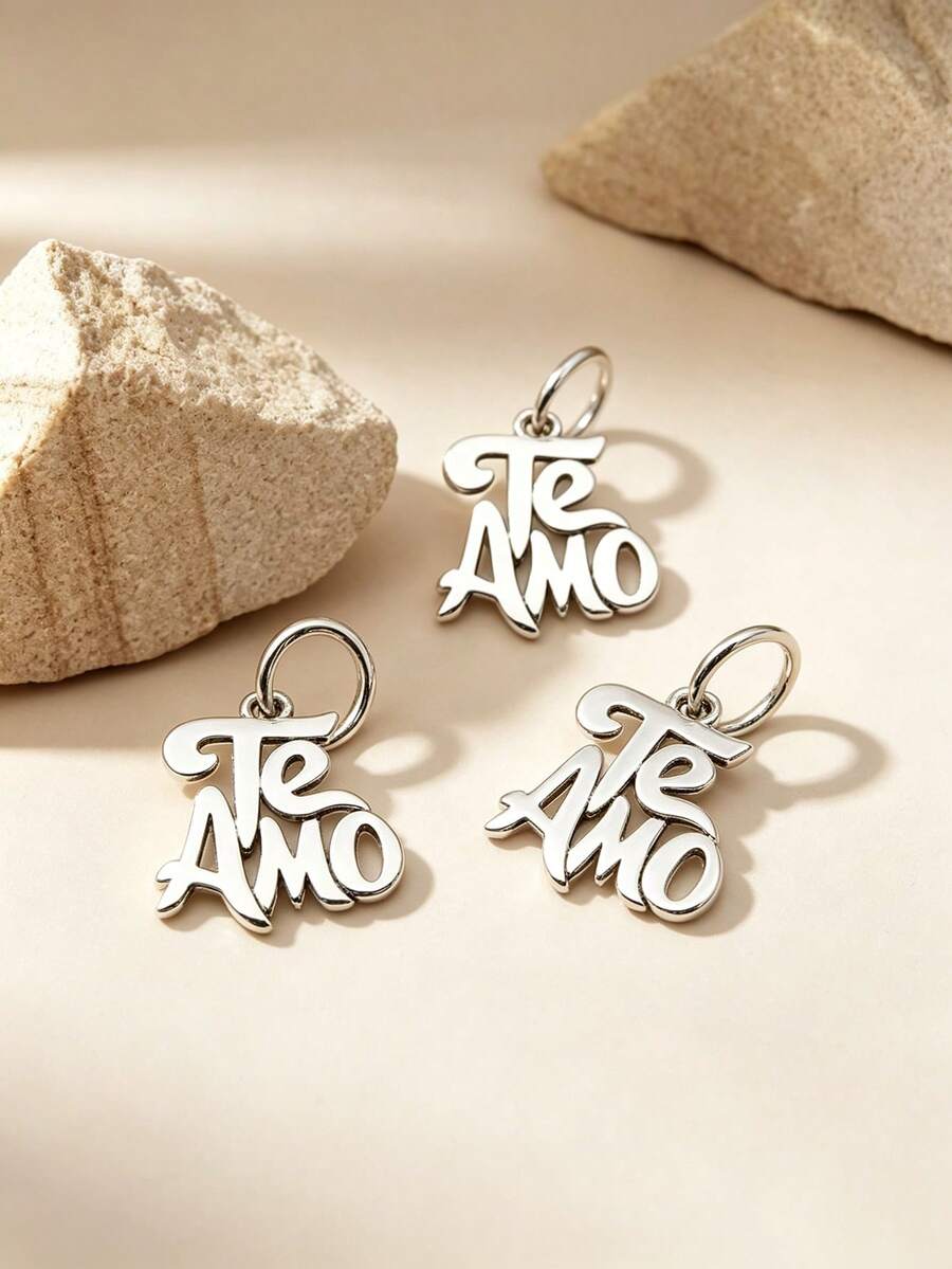 925純銀熱銷「Te Amo」愛心吊飾 西班牙裔秋季浪漫返校感恩節禮物 情侶手鍊吊墜 - "Te Amo" Charm - 查看 1