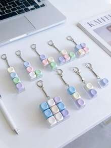 1pc 2/4 Key Mechanical Keyboard Keychain, Colorful Stress Relief Fingertip Key Ring Pendant, Decompression Bag Charm, Car Keychain - Multicolor - View 2