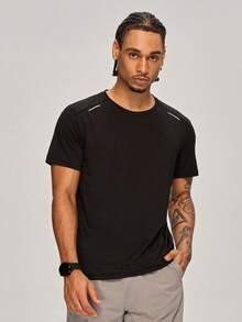 MASKERT Men's Athletic T-Shirt,Gym Strength Training Tee,Long Distance Running Top,Cycling Training Jersey,Streetball Top,Badminton T-Shirt,Hiking Tee - Black - View 4