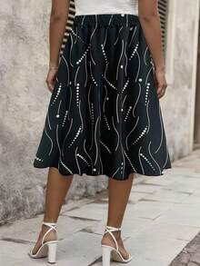 Rok A-Line Selutut Motif Garis dan Polkadot untuk Wanita Ukuran Plus - Hitam - View 2